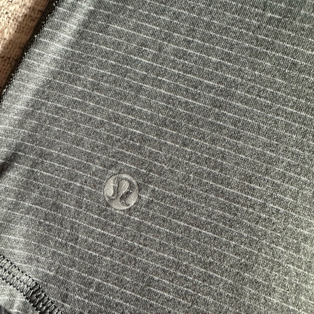 Grey Tank Lululemon - Picture 3 of 5